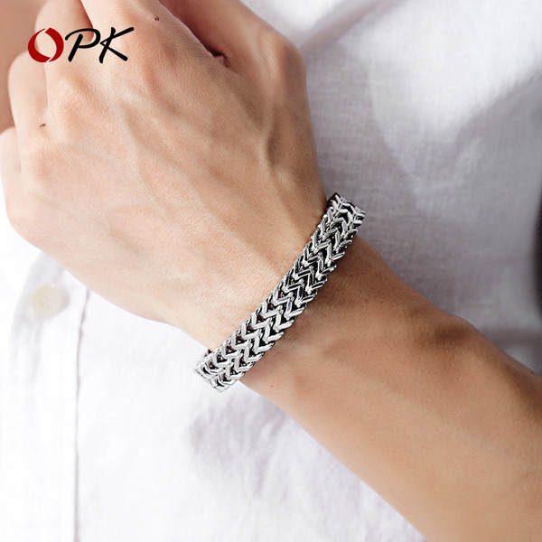 Brățară modernă pentru bărbați tricotată de culoare argintie