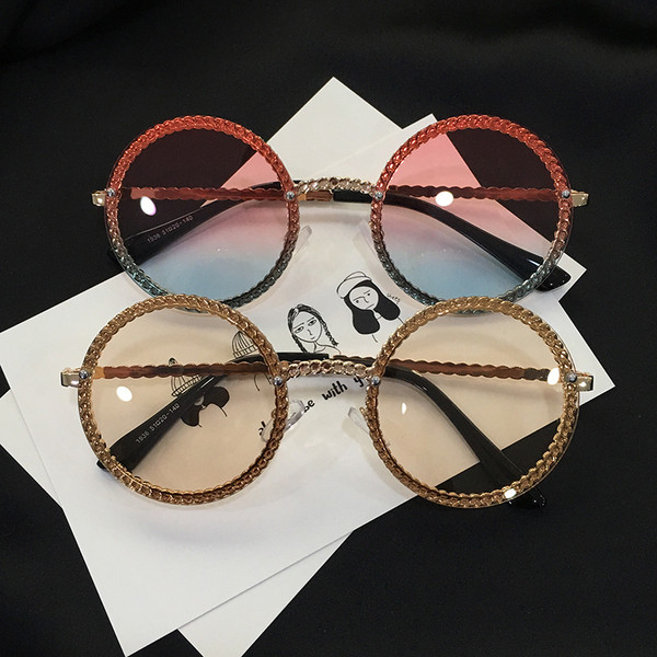 Ochelari de soare de dama cu forma rotunda in mai multe culori