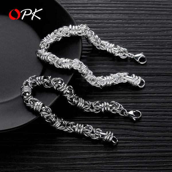 Brățară zilnică pentru bărbați tricotată în două culori