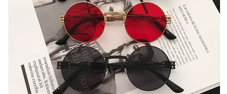 Γυαλιά ηλίου κυκλικής κυρίας σε διάφορα χρώματα