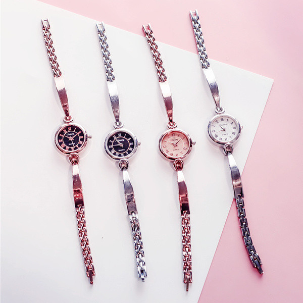 Ceas de damă elegant din metal în mai multe culori