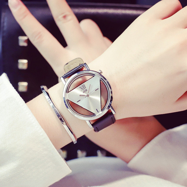 Ceas de dama cu element metalic si bratara in mai multe culori