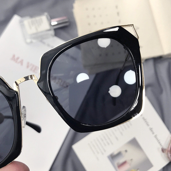 Ochelari de soare de damă HIT în mai multe culori diferite