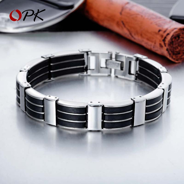 Brățară modernă pentru bărbați din metal de culoare argintie