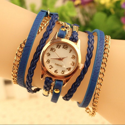 Дамски часовник в няколко цвята с метална верижка