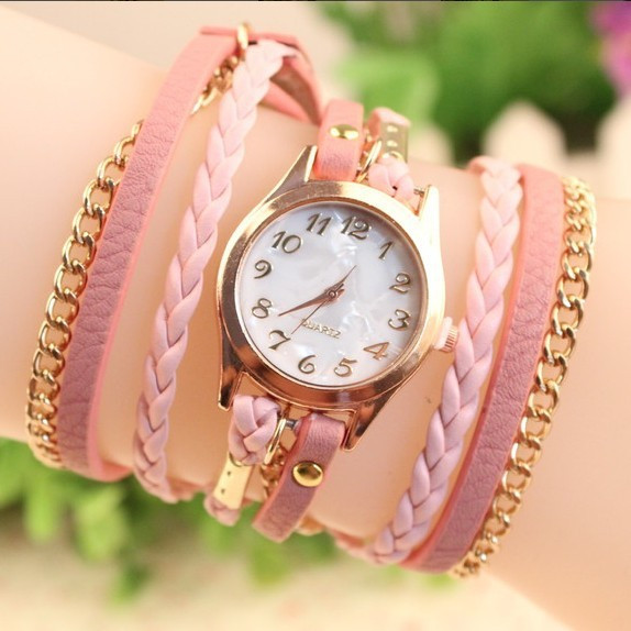 Дамски часовник в няколко цвята с метална верижка