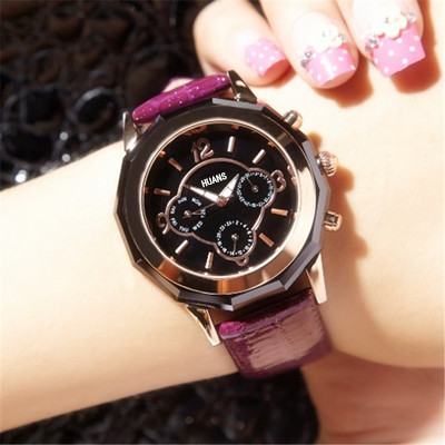 Стилен дамски часовник с метален елемент в няколко цвята