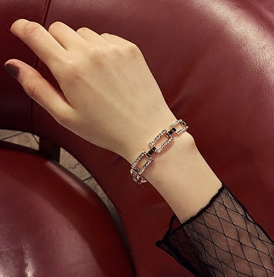 Κυρίες κομψό βραχιόλι με διακοσμητικές πέτρες