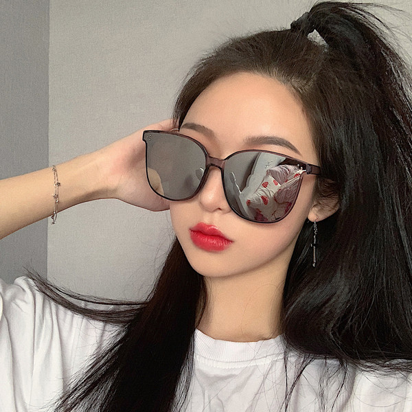 Ochelari de soare de damă în oglindă în mai multe culori