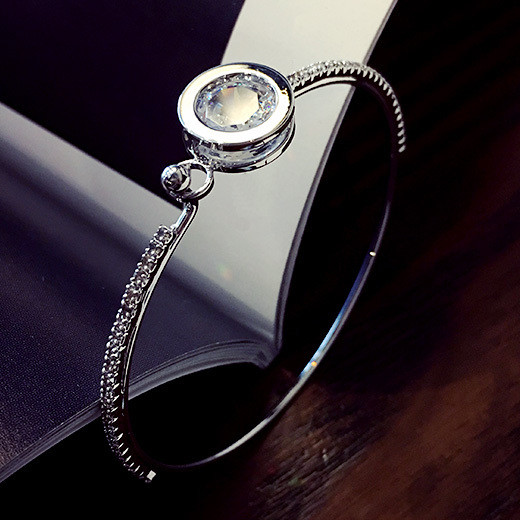 Brățară elegantă de damă cu pietre în două culori