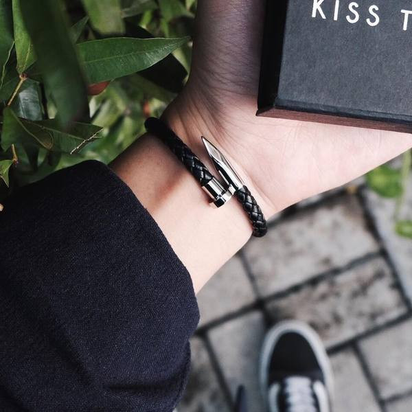 Ανδρικό βραχιόλι σε δύο χρώματα