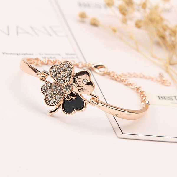 Γυναικείο βραχιόλι με πέτρες και επιγραφή σε χρυσό χρώμα