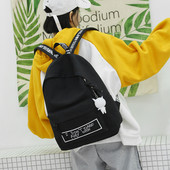 Rucsac pentru femei de zi cu zi în alb și negru, cu o inscripție