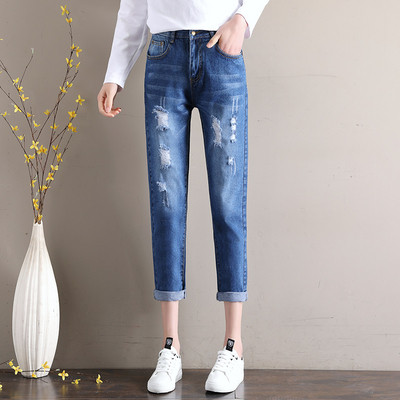 Jelenlegi női farmer két modellben - két színben