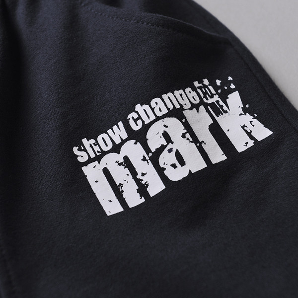 Περιστασιακά σορτς για αγόρια με επιγραφή