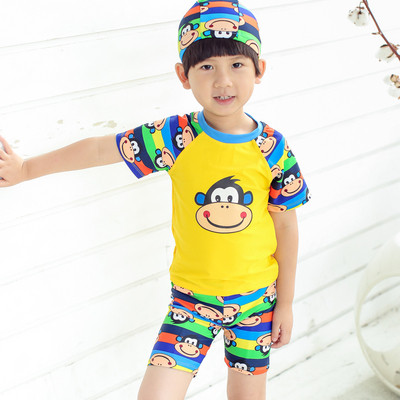 Παιδικό μαγιό για αγόρια με εφαρμογή σε τρία κομμάτια