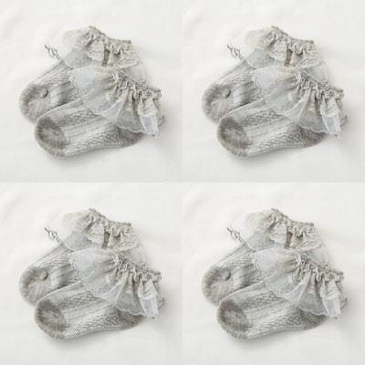 Σετ από τέσσερις κάλτσες με δαντέλες για κορίτσια