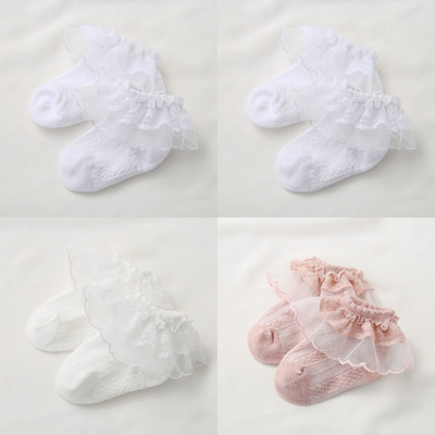 Σετ από τέσσερις κάλτσες με δαντέλες για κορίτσια
