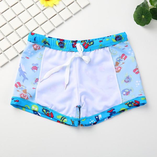 Μπότες παιδικών αγοριών σε μπλε χρώμα με εφαρμογές