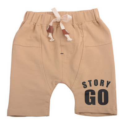 Μοντέρνα σορτς για αγόρια με συνδέσμους και επιγραφή