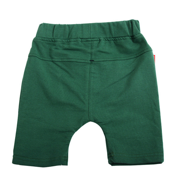 Μοντέρνα σορτς για αγόρια με συνδέσμους και επιγραφή