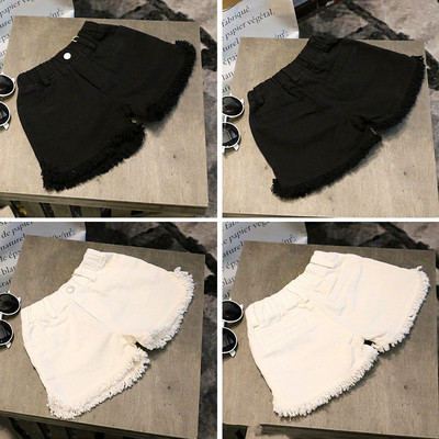 Модерни детски къси панталони за момичета с еластична талия в черен и бял цвят 