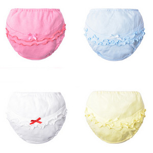 Lenjerie modernă pentru copii pentru fete - un set de patru piese