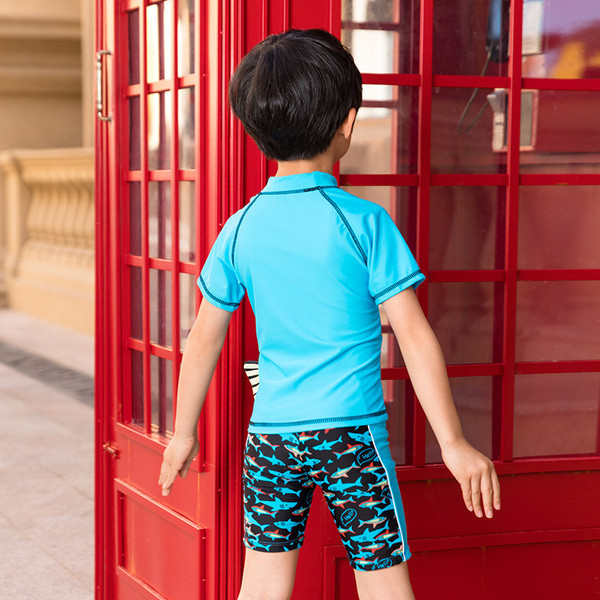 Μοντέρνο παιδικό μαγιό με τρισδιάστατο στοιχείο