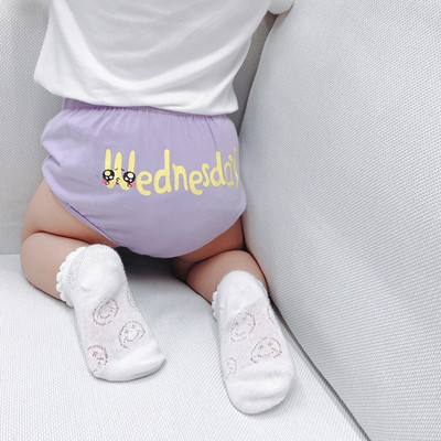 Modern gyerek fehérnemű lányoknak több színben felirattal