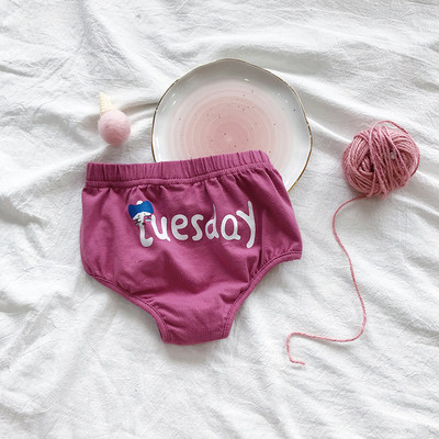 Modern gyerek fehérnemű lányoknak több színben felirattal