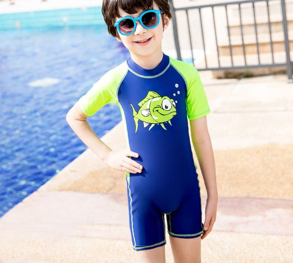 Costum de baie pentru copii modern cu aplicatie