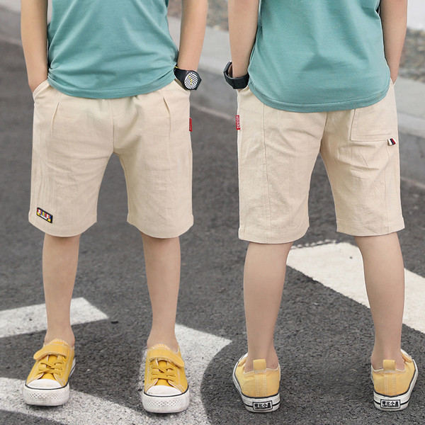 Παιδικά παντελόνια μικρού μήκους σε διάφορα χρώματα για αγόρια