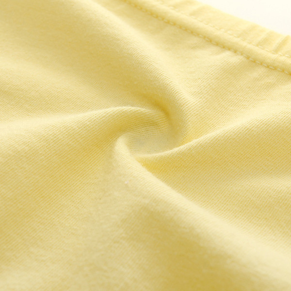 Lenjerie pentru copii pentru fete - un set de trei piese