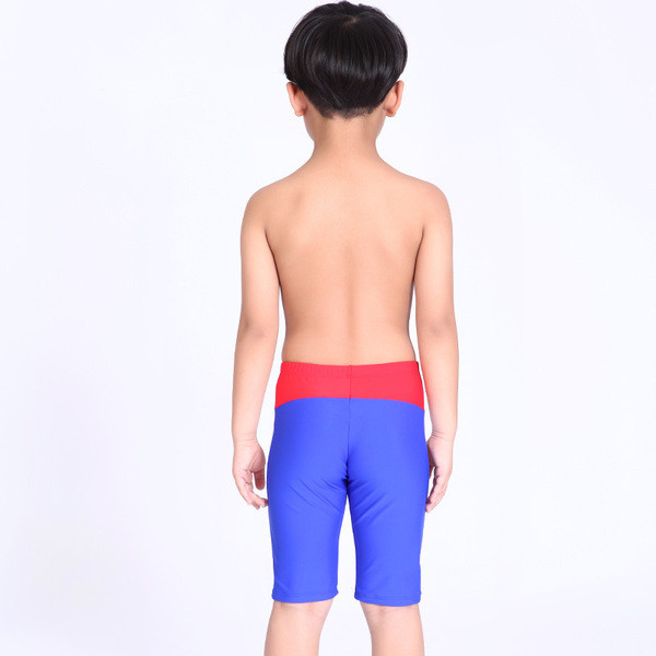 Μπότες παιδικών αγοριών σε μπλε χρώμα με λευκή κορδέλα