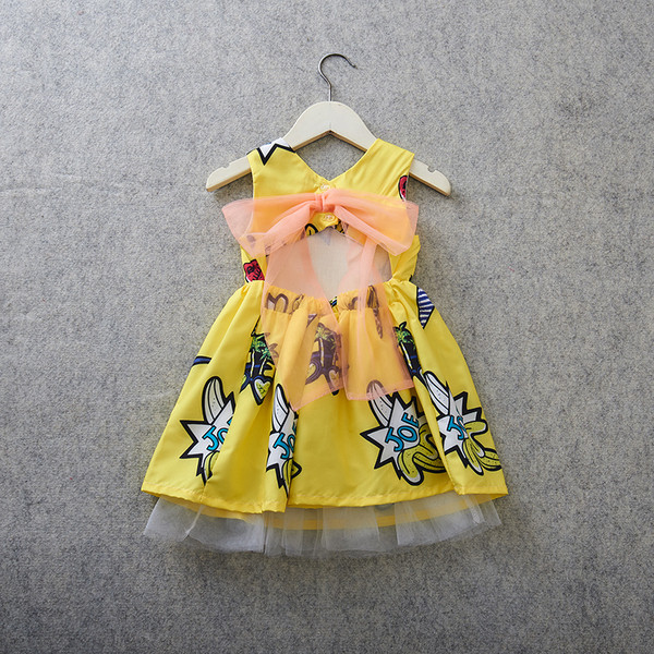 ÚJ Aktuális gyerekruha szabású modell színes motívumokkal és tüllel