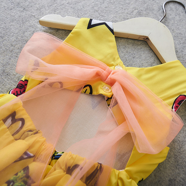 ÚJ Aktuális gyerekruha szabású modell színes motívumokkal és tüllel