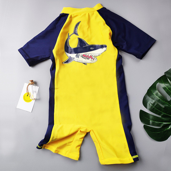 Πλήρης μπουρνούζια παιδιών με κίτρινο χρώμα για αγόρια