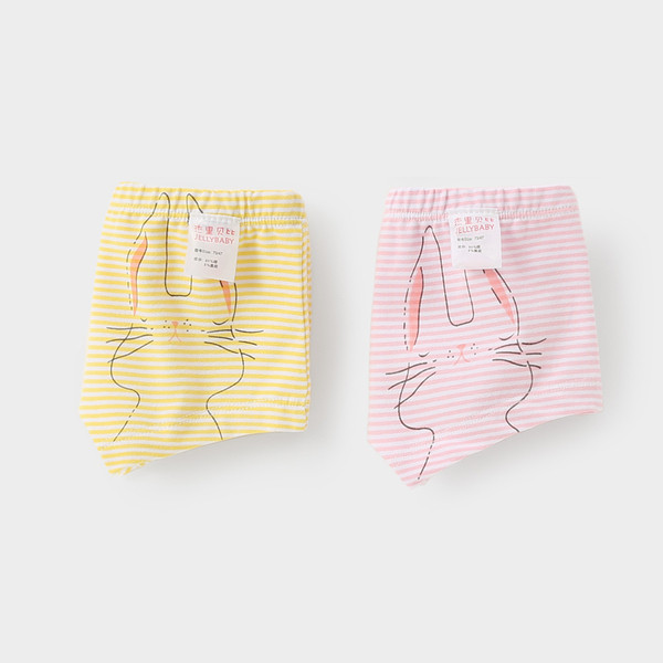 Napi gyerek fehérnemű lányoknak rátéttel és felirattal két színben