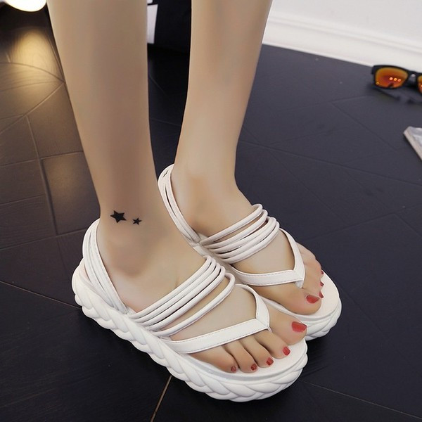 Modern női papucs vastag talppal, négy színben