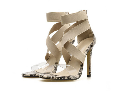 Elegáns női magassarkú cipő két színben