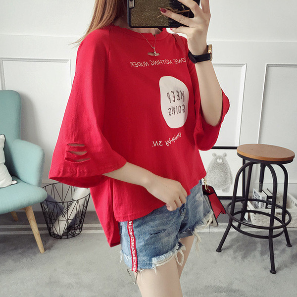 Bluză de damă modernă cu mâneci scurte și inscripție în trei culori