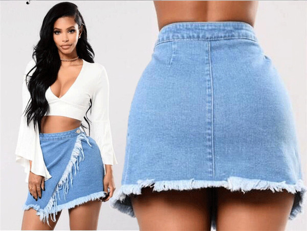 Női farmerszoknya magas derékkal, világos színben