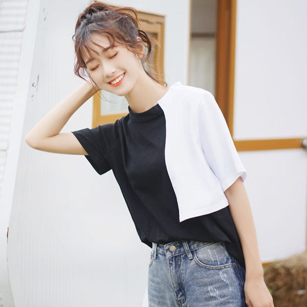 Alkalmi női póló rövid ujjú fekete-fehér színben