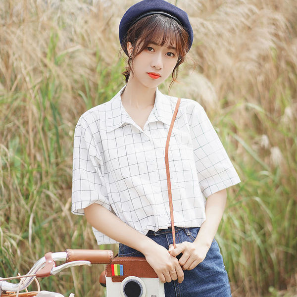 Női alkalmi ing rövid ujjal és zsebbel