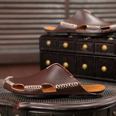 Öko bőrből készült modern férfi papucs többféle színben