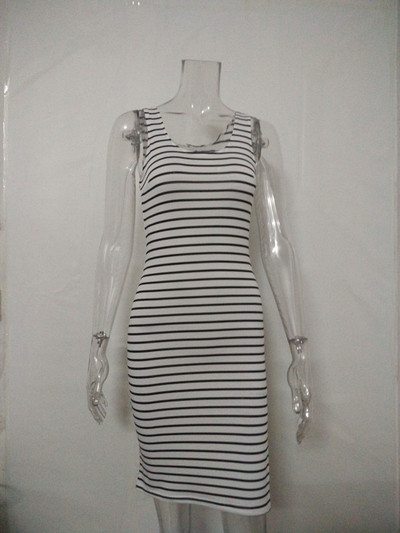 Alkalmi női csíkos ruha széles pántokkal