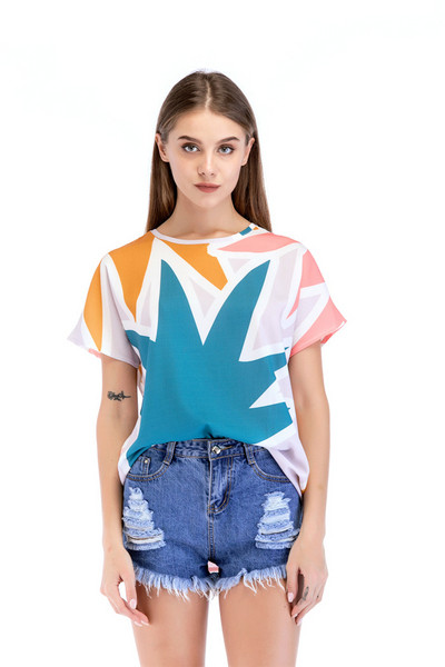 Μοντέρνο γυναικείο T-shirt με δύο χρώματα - ευρύ μοτίβο
