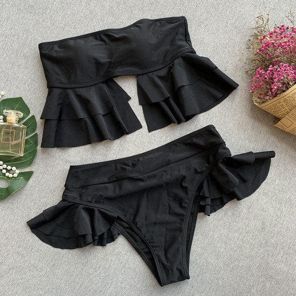 Costum de baie modern din două piese de damă în negru