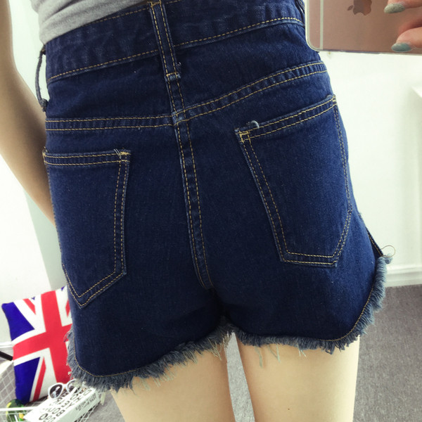 Női rövidnadrág magas derékkal, gombokkal, négy színben