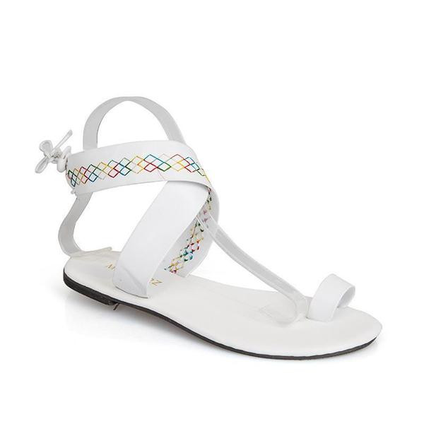 Öko bőrből készült alkalmi női szandál három színben, fűzővel